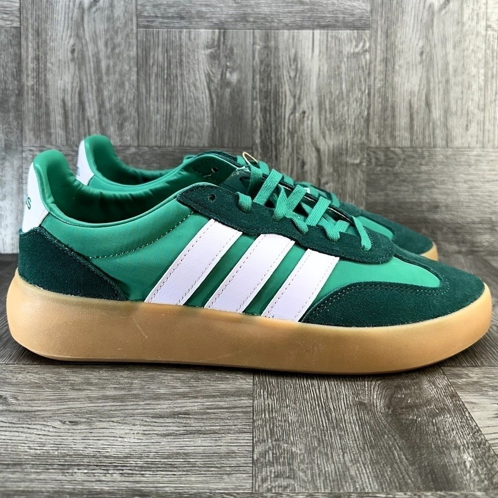 Adidas Barreda Sneakers Womens‎ 6 Green White Gum New Retro Terrace JI2324